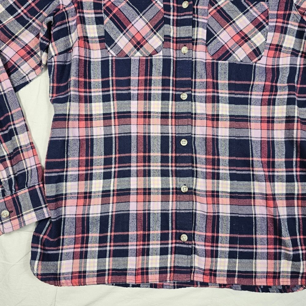 L.L Bean Pink and Purple Plaid Button Down Flannel Top Women's‎ Size Small - Picture 3 of 9